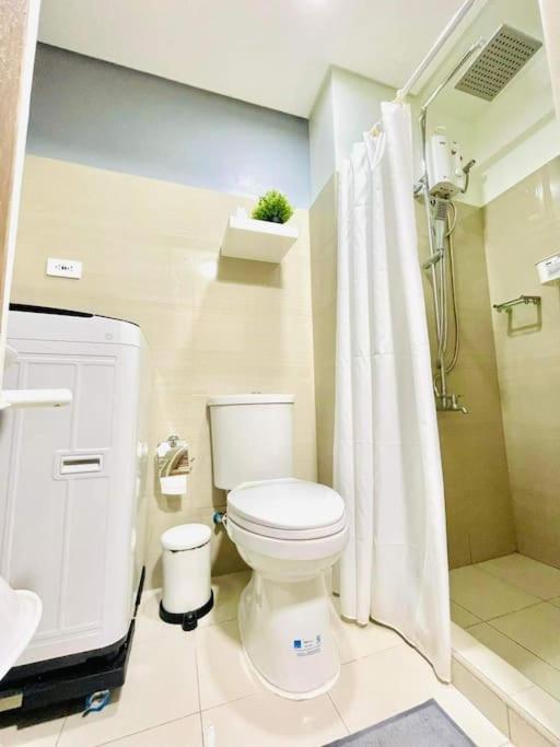 Fully Equipped 1Br Condo At Shore2 Near To Moa Manila Ngoại thất bức ảnh