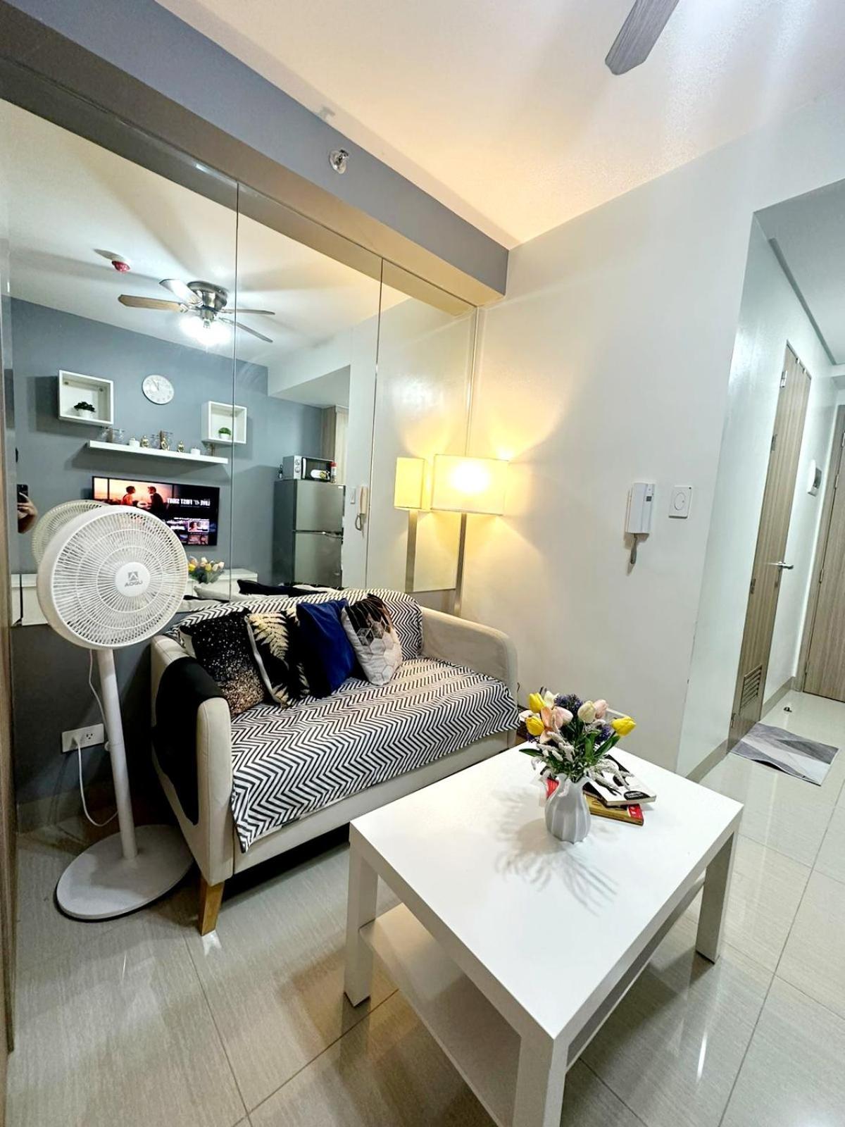 Fully Equipped 1Br Condo At Shore2 Near To Moa Manila Ngoại thất bức ảnh