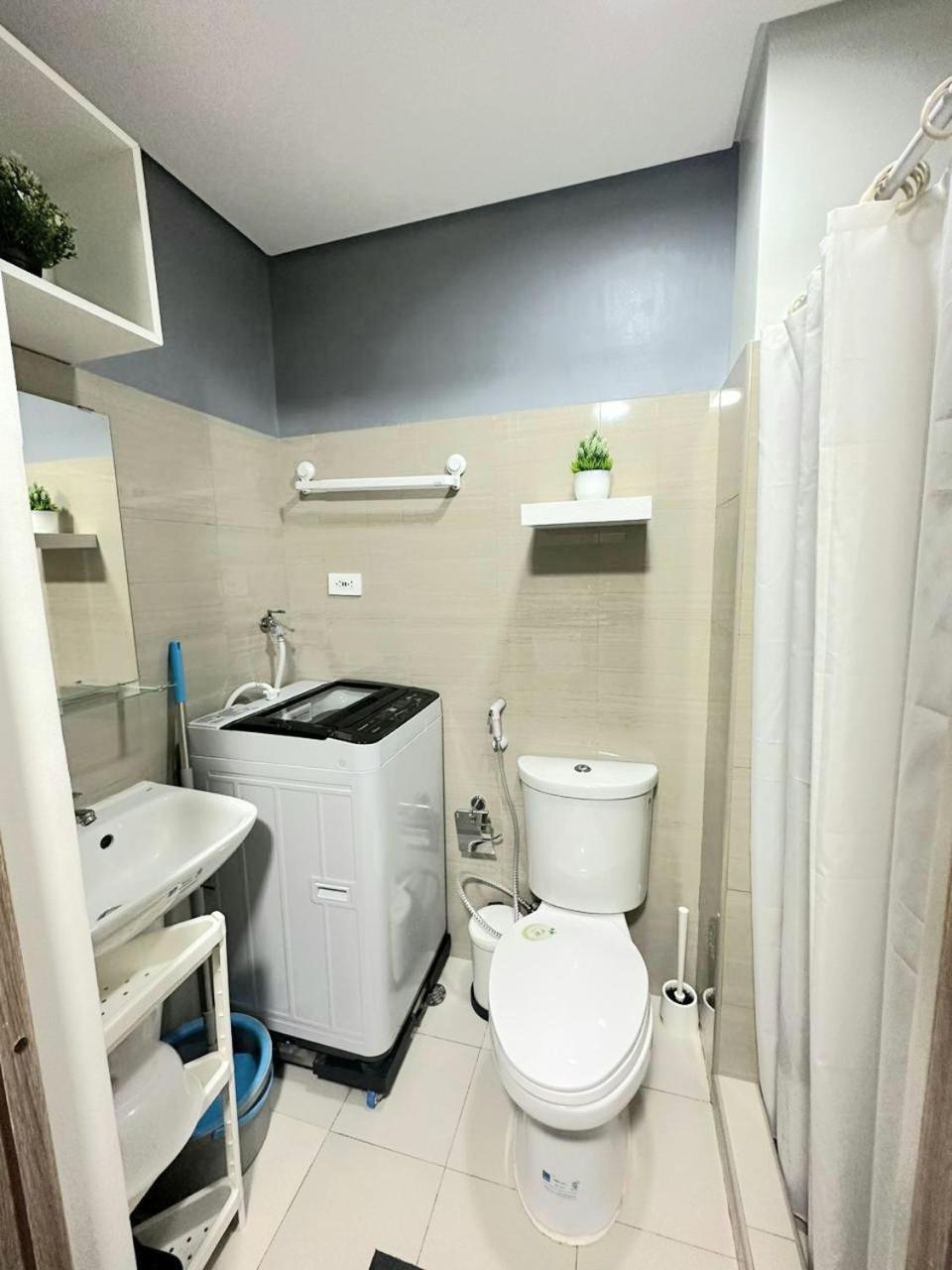 Fully Equipped 1Br Condo At Shore2 Near To Moa Manila Ngoại thất bức ảnh
